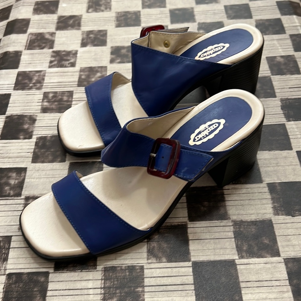 Azaleia 90s-style heeled slide sandals